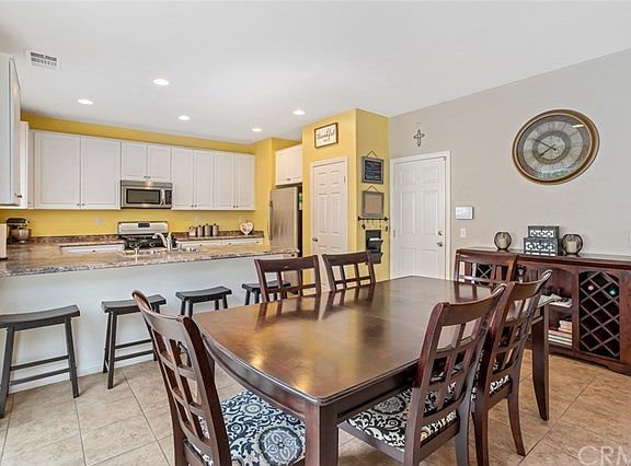 4th image of 16221 Orion Ave