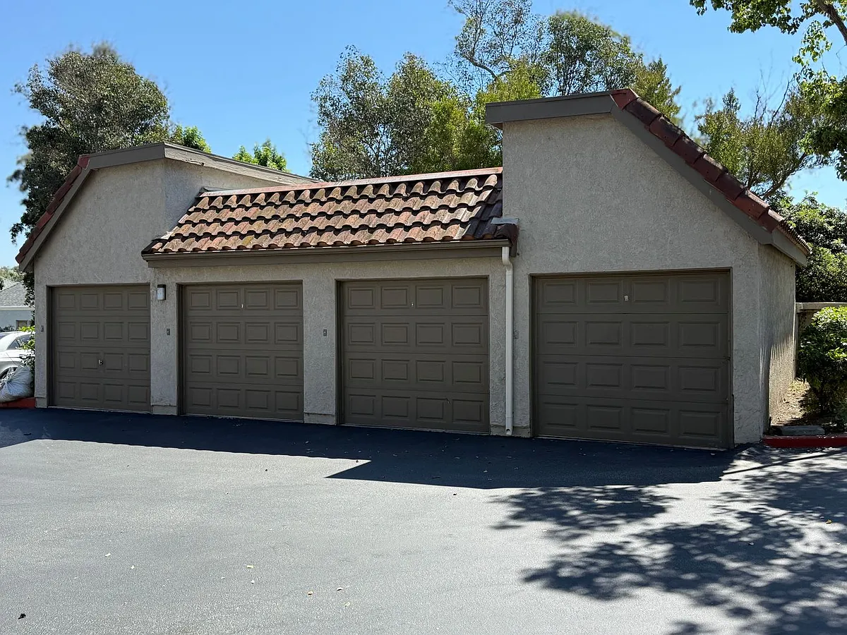 Building Photo - 25941 Montemar