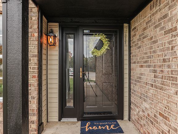 4th image of 5853 Trophy Oaks Ct