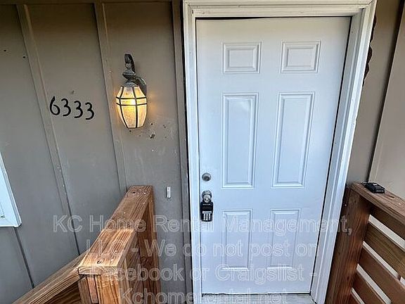 4th image of 6333 N Wyandotte St