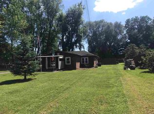 411 E Mount Morris Ave, Wautoma, WI 54982