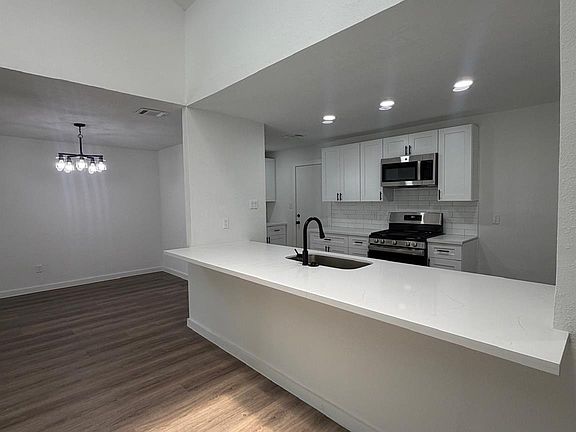 3rd image of 5935 Caruso Forest Dr