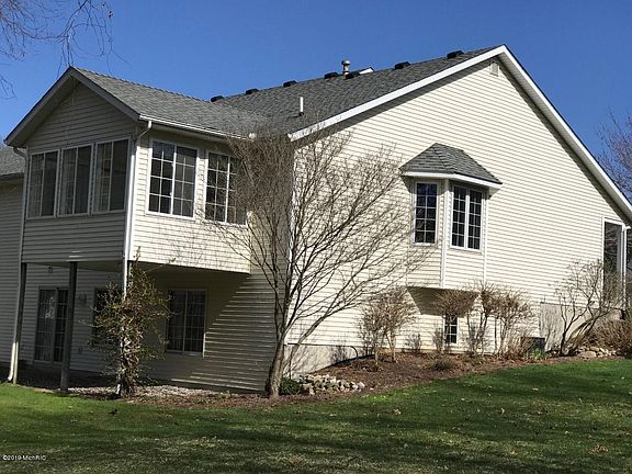 5th image of 15174 Bayou Point Pl