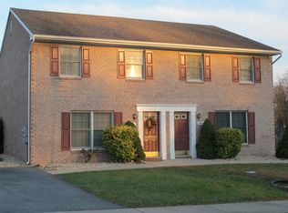 10133 Saint George Cir, Hagerstown, MD 21740