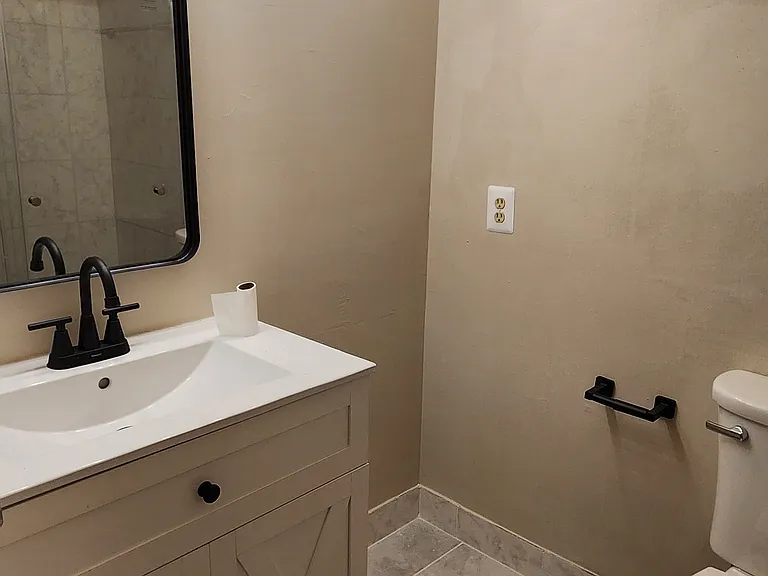 2069 Royal Fern Ct #11B — Photo 6