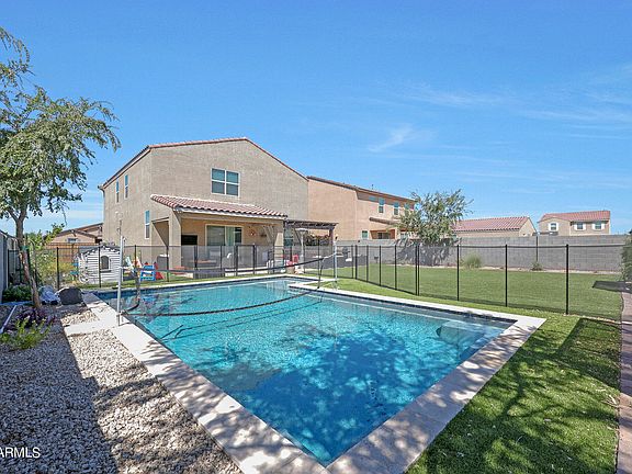 4th image of 4141 E GIARA Street