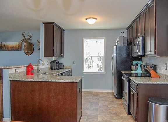 4th image of 9442 Barrett Pl