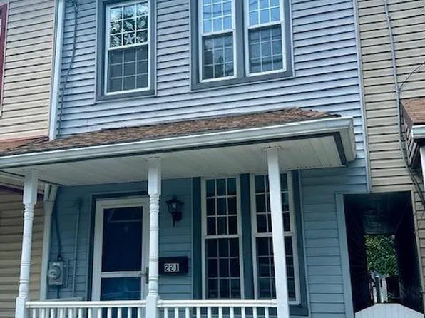 221 Walnut St, Lebanon, PA 17042