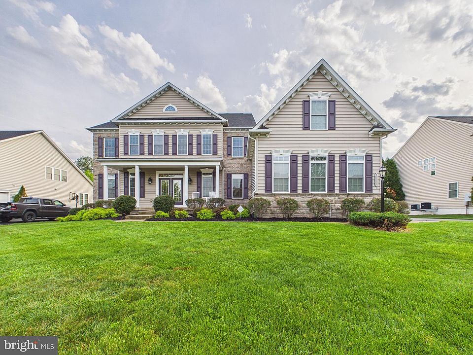 1st image of 42475 Fawn Meadow Pl