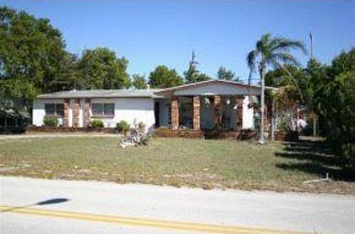 2nd image of 4665 W Key Largo Dr
