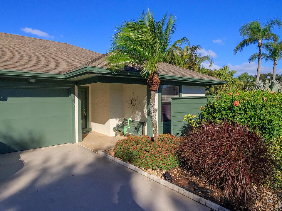 1st image of 6885 SE Bunker Hill Dr