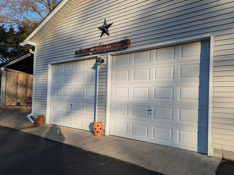 2nd image of 41 Red Hill Rd