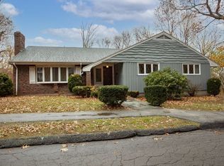 5 Patricia Dr, Milton, MA 02186