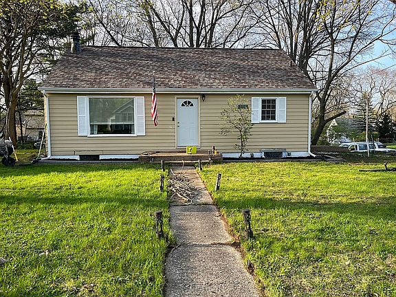 2nd image of 206 Buchanan Ave