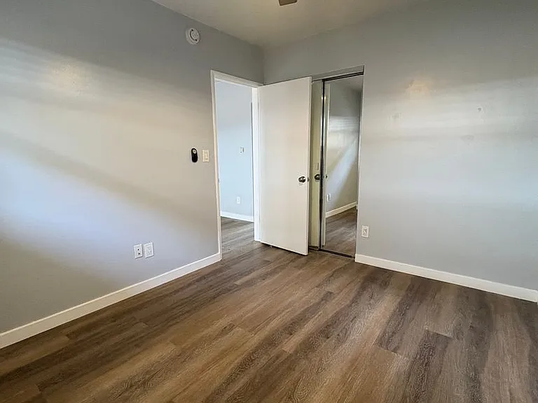 2727 Abbot Kinney Apartments, Venice CA — Photo 34