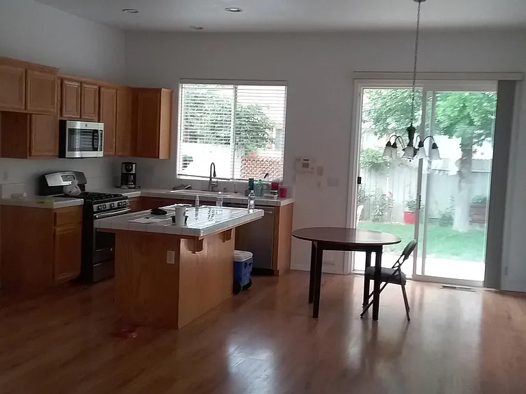 1665 Cattlemen Ct — Photo 10