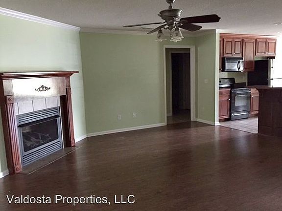 2nd image of 4342 Sandy Springs Dr