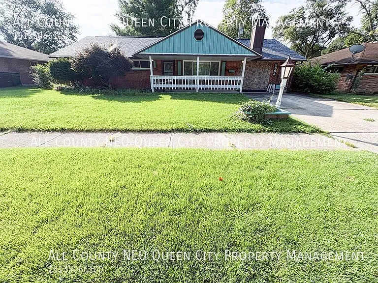 3692 Elmira Dr — Photo 1