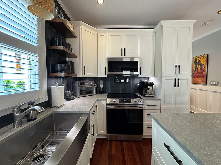 140 Short St SE — Photo 18