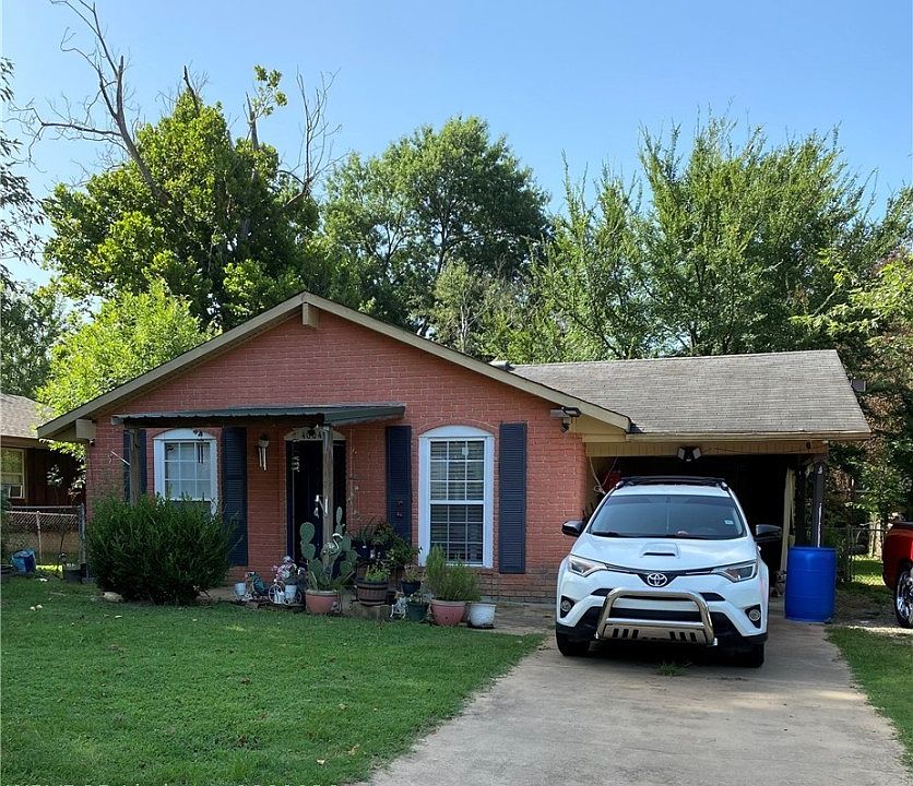 1st image of 4004 Pond St