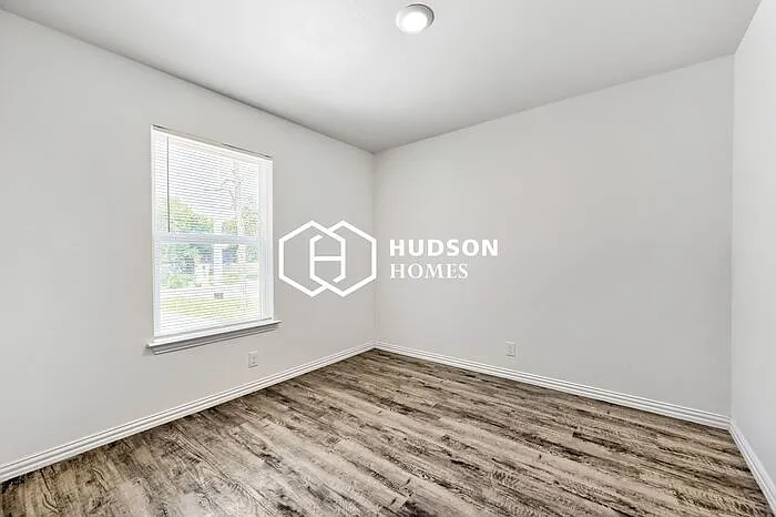 1601 Hays St — Photo 8