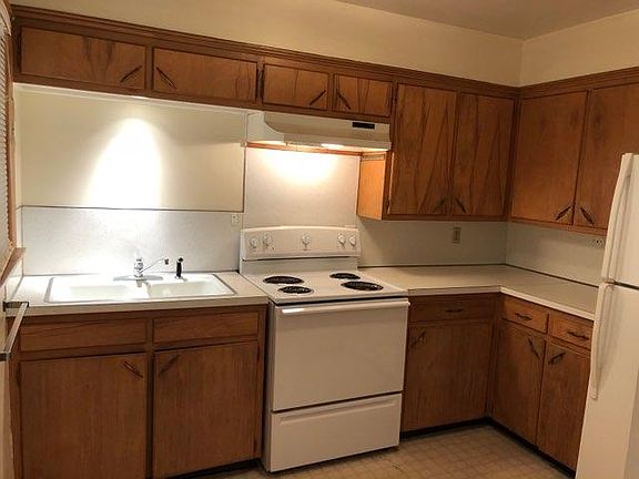 3rd image of 1911 17th St APT 1