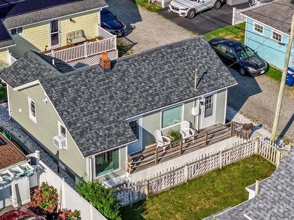 2 Chaney Ave, Fairhaven, MA 02719