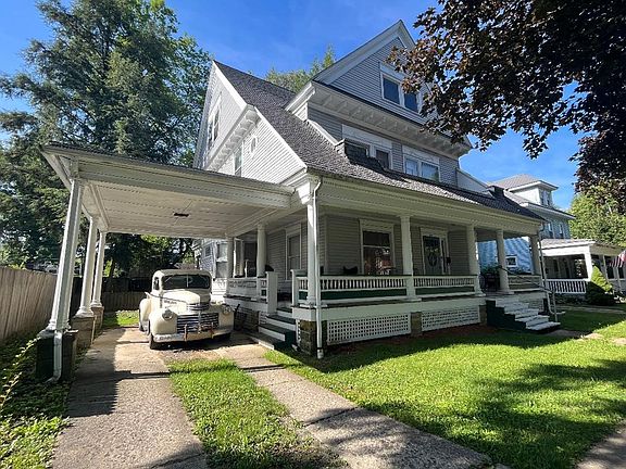 4th image of 209 W Spruce St