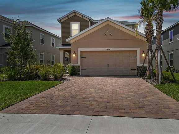 4th image of 2839 Dudley Ave