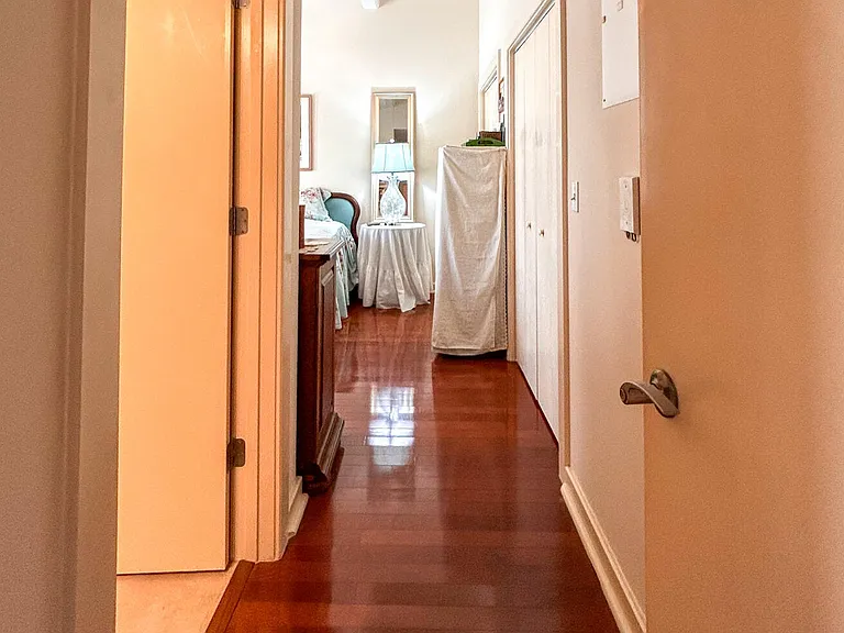1661 Riverside Ave #410 — Photo 16