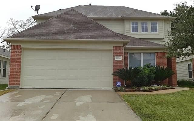 1st image of 16712 Foursquare Dr