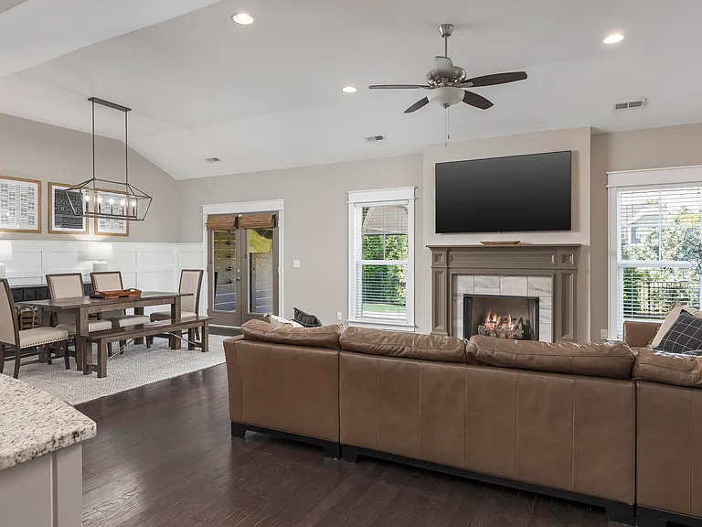 8422 Gray Fox Ct — Photo 17