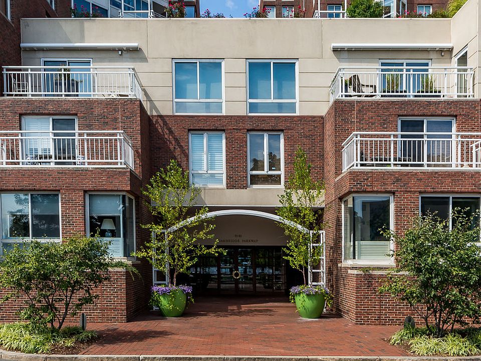 1st image of 75-83 Cambridge Pkwy #804