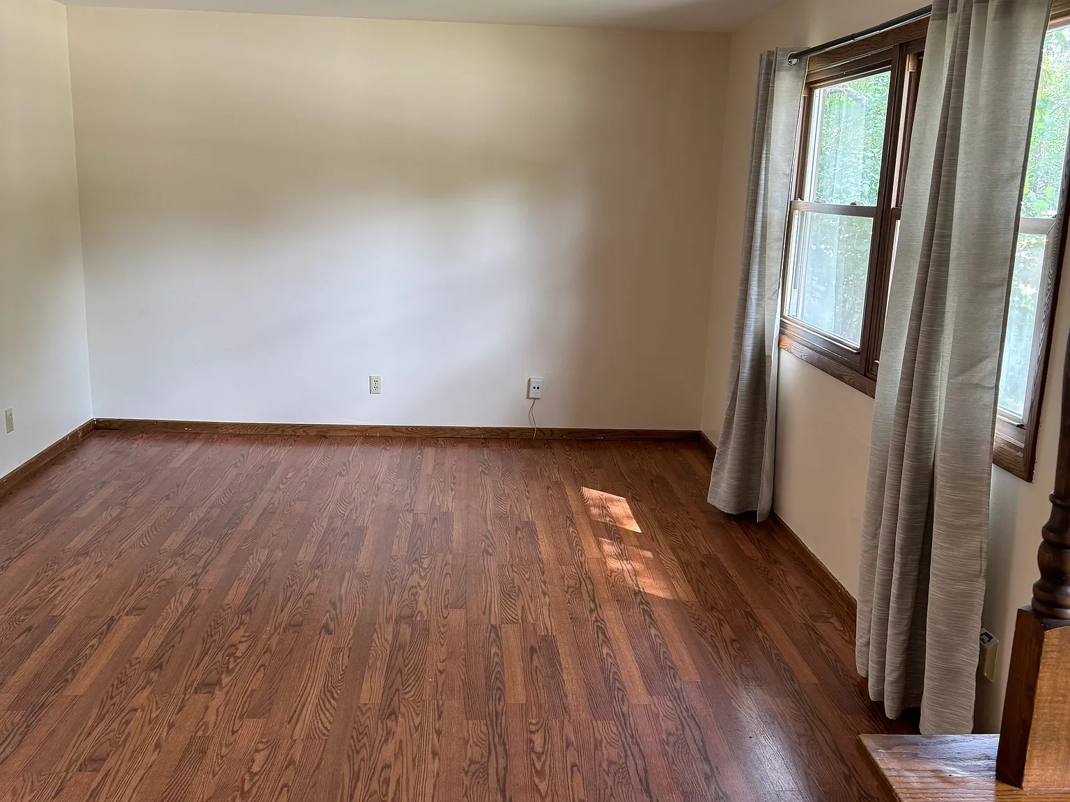 3 bed, 1.5 bath, 1104 sqft, $1,550 — Photo 2