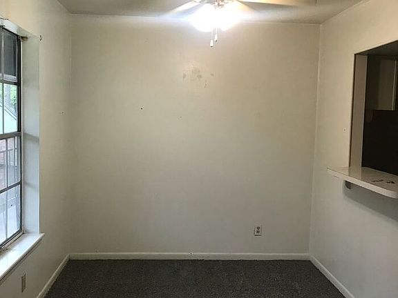 5th image of 3820 Fairfield Ave #52