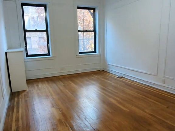 4th image of 835 W 176th St APT 2B