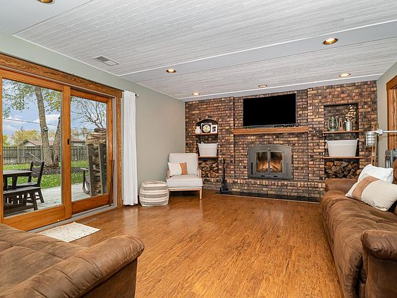 4th image of 12030 W 96th Ct