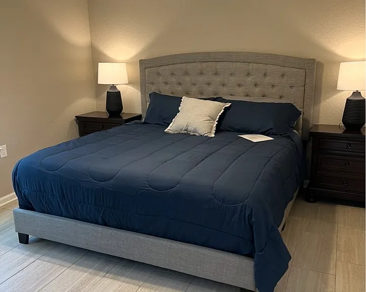 210 Oak Ct #210 — Photo 5