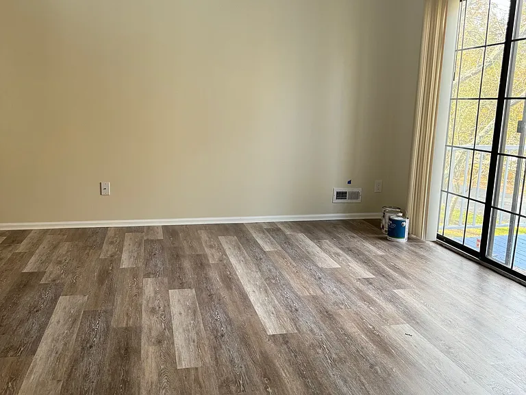 240B Everly Ct #240-B — Photo 9