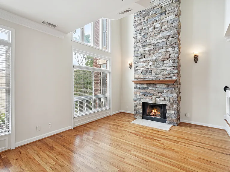 158 N Union St #Townhouse 158 — Photo 5