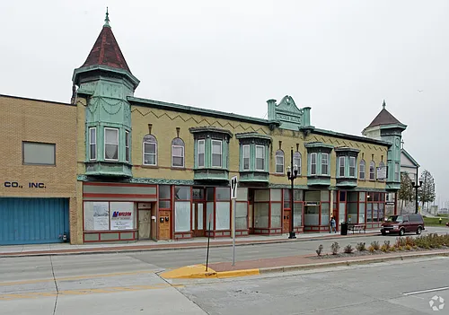 908 State St Photo 1