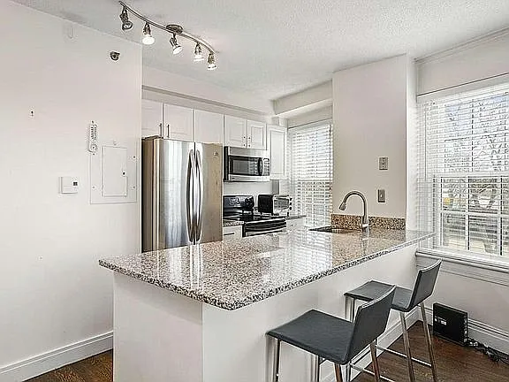 534 Beacon St #315 — Photo 4