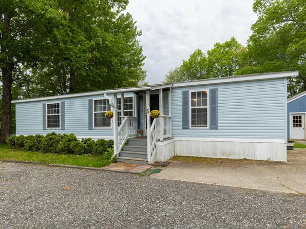 5 Gould Lane, Berwick, ME 03901