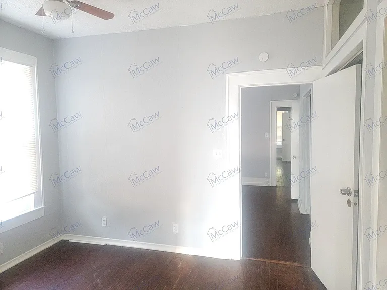 1203 Polk St — Photo 5