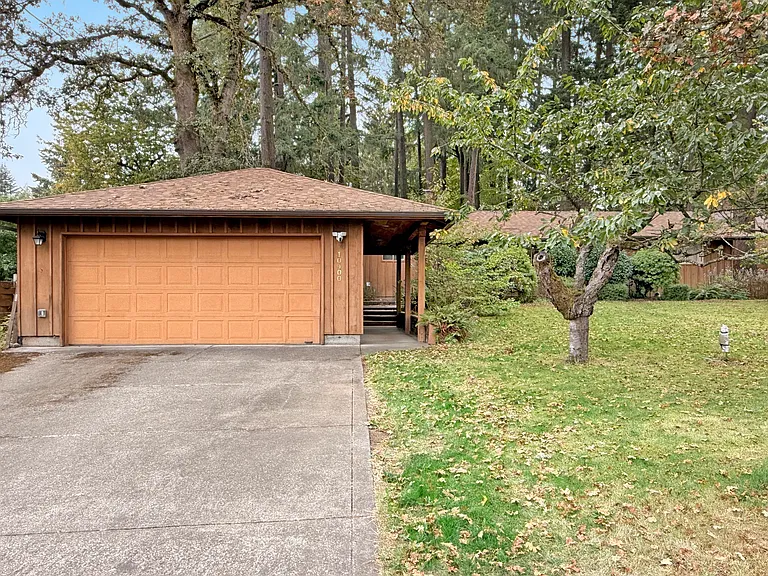 2 Car Garage