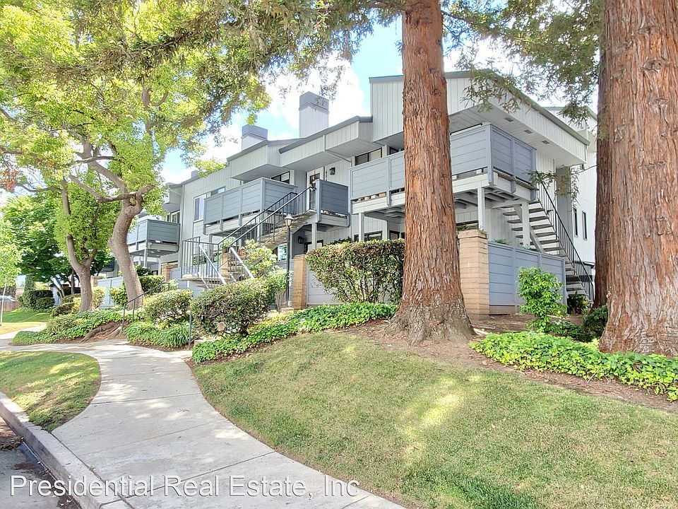 1st image of 4842 Pine Forest Pl