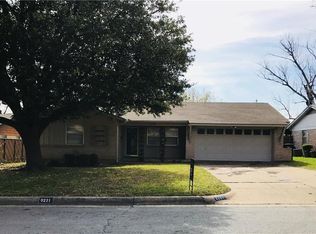 6221 Sandra Dr, Fort Worth, TX 76133