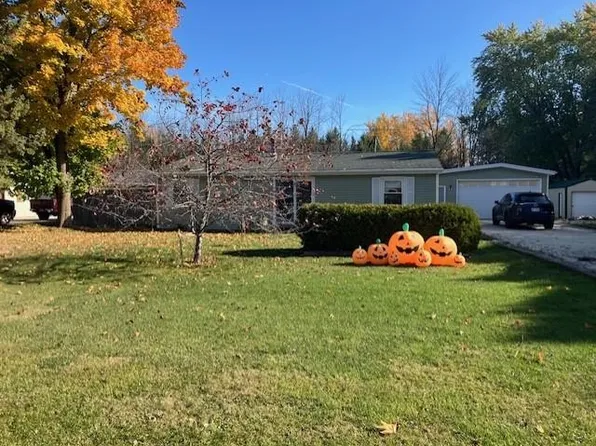 4827 Cth Cres, Manitowoc, WI 54220