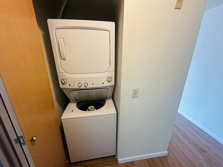 9500 Fremont Ave N #202 — Photo 9