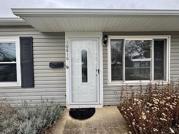 3rd image of 10816 Thornview Dr